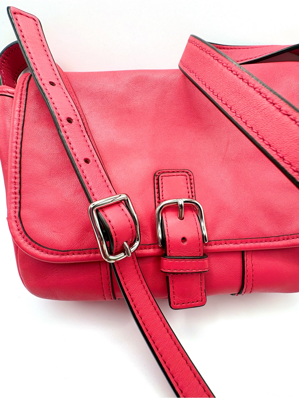 Coach Coral/Pink Leather Crossbody Shoulder Bag Silver Hardware Y2k